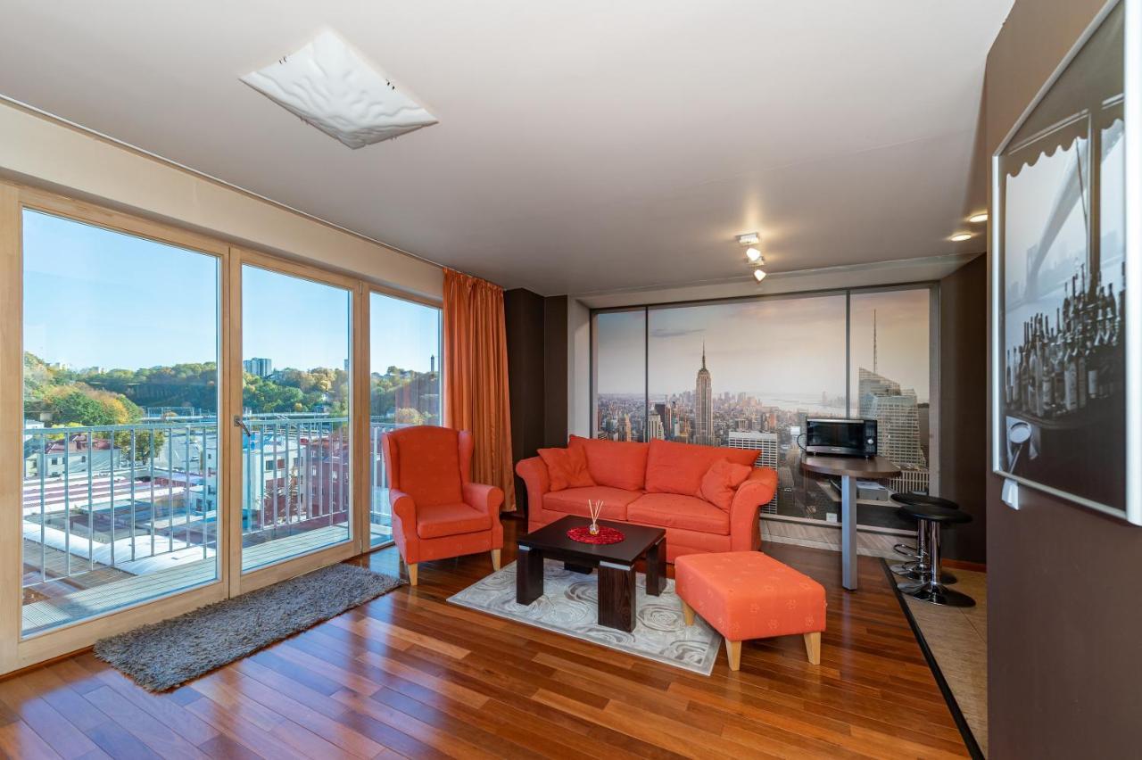 Panoramic City Centre Apartment By Polo Apartments 카우나스 외부 사진