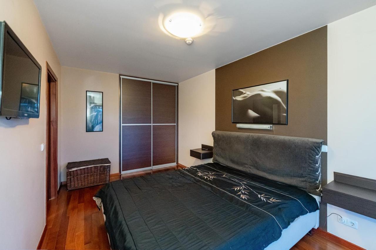 Panoramic City Centre Apartment By Polo Apartments 카우나스 외부 사진